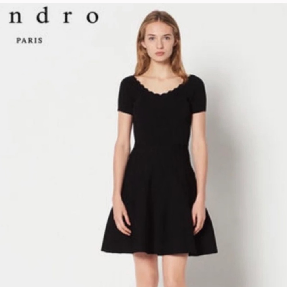 Sandro Dress 40 black and scallop